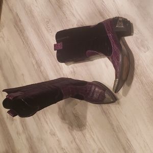 Giuseppe Zanotti collection size 39 color purple 100% Authentic